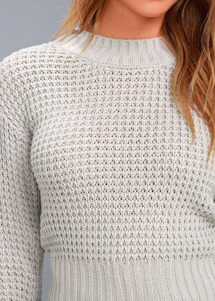 CAMPFIRE COZY LIGHT GREY CROPPED SWEATER