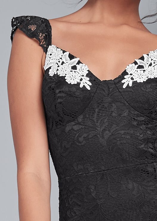 LACE DRESS IN BLACK AND WHITE