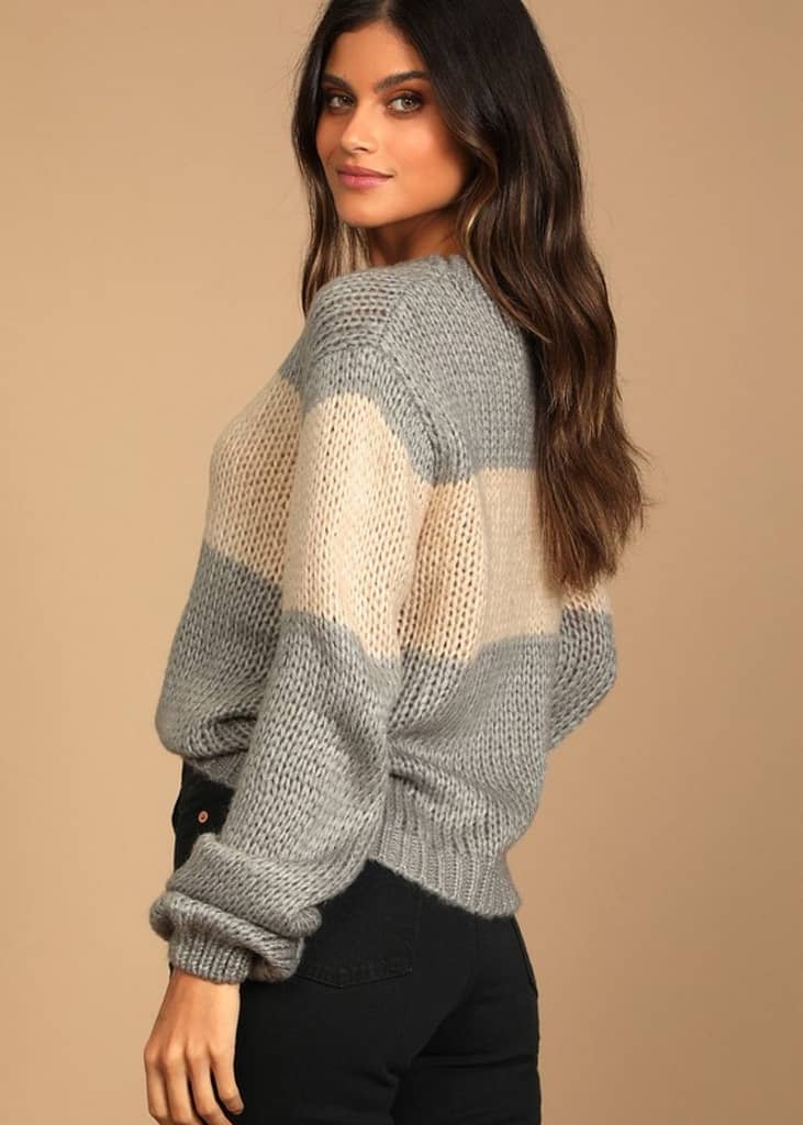 GREY COLOR BLOCK KNIT SWEATER